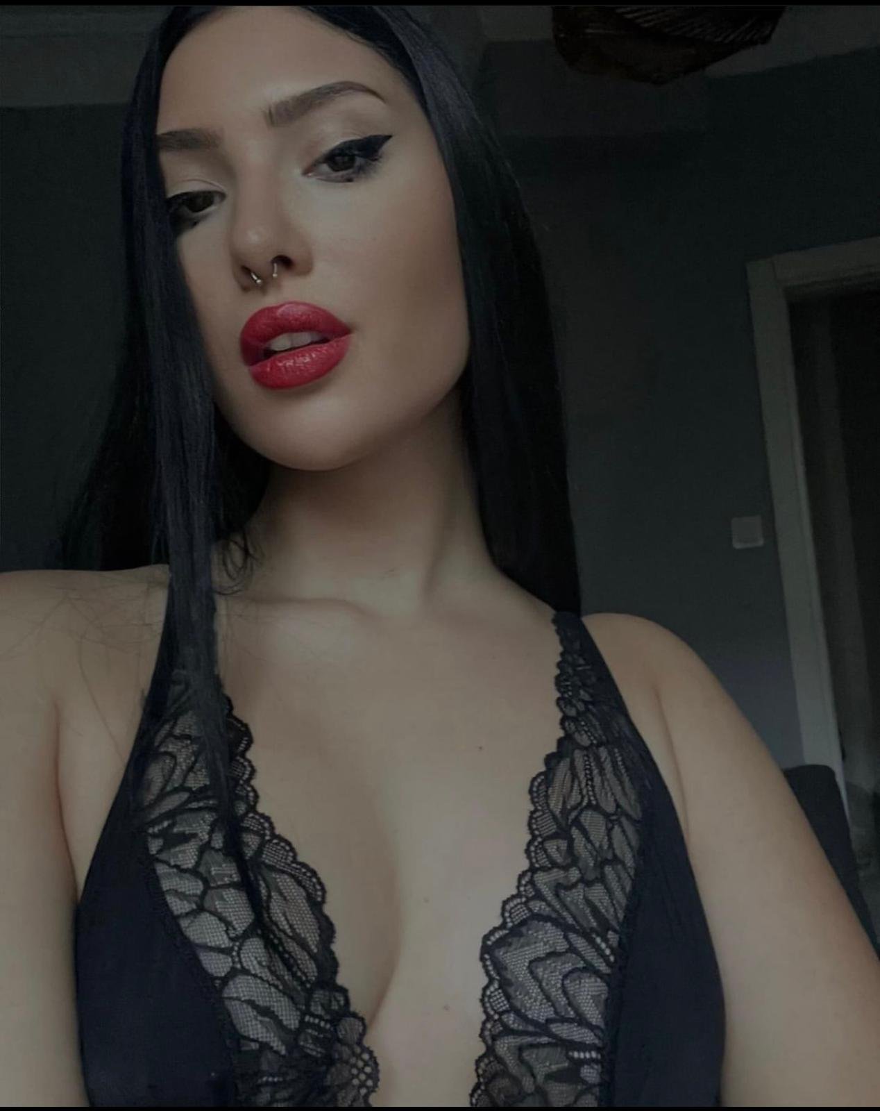 Artvin Elden Ödeme Bayan Escort Rabia Artvin Elden Ödeme Bayan Escort Rabia